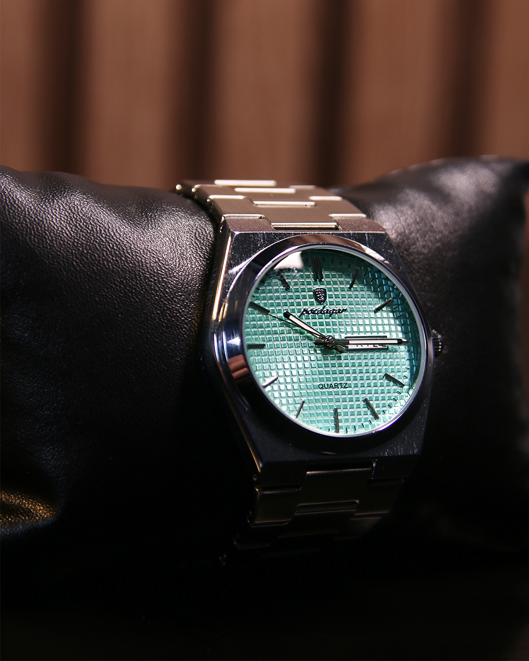 The Poedagar Signature Texture®